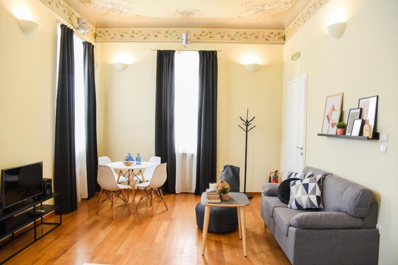 Neoclassical Athens Residence Экстерьер фото